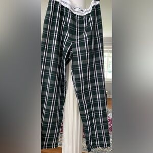 Lacoste Men's Green Plaid Pajama Pants size large